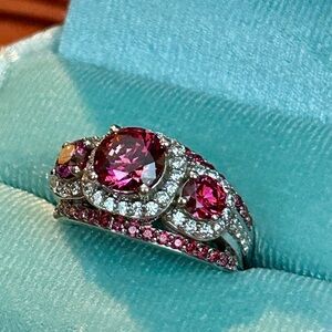 Elegant JTV Bella Luce Luxe Pink & Red Sterling Silver Women's Ring
